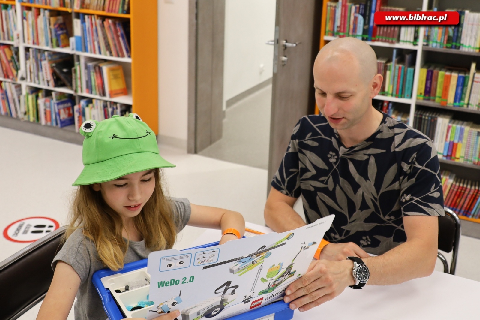 Zdjęcie w galerii na portalu naszraciborz.pl: W bibliotece ruszył Klub Ojca! wiadomości z regionu