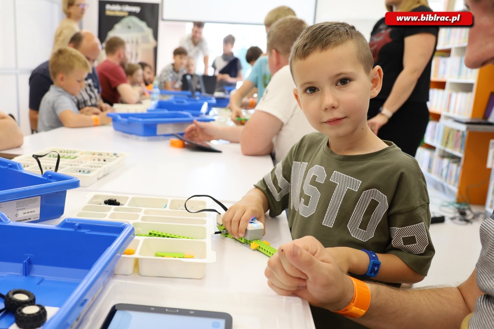 Zdjęcie w galerii na portalu naszraciborz.pl: W bibliotece ruszył Klub Ojca! wiadomości z regionu