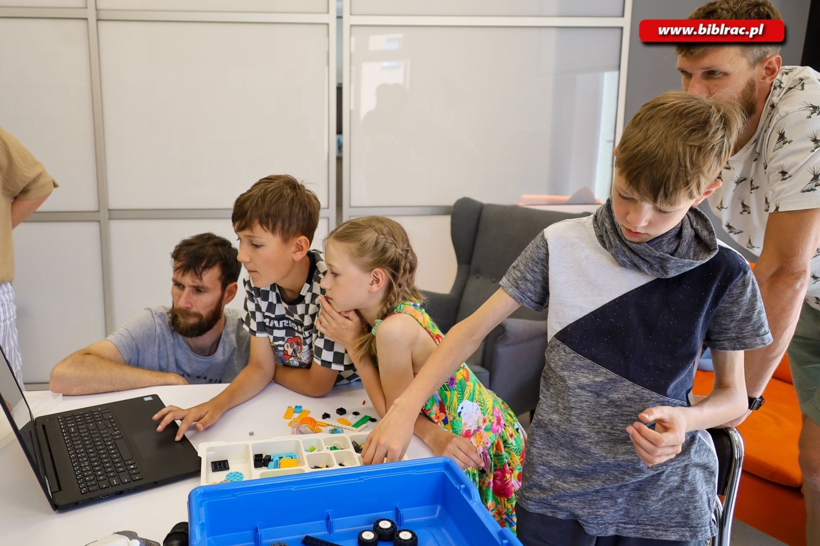 Zdjęcie w galerii na portalu naszraciborz.pl: W bibliotece ruszył Klub Ojca! wiadomości z regionu