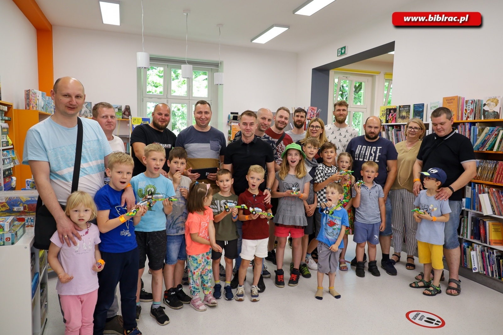 Zdjęcie w galerii na portalu naszraciborz.pl: W bibliotece ruszył Klub Ojca! wiadomości z regionu