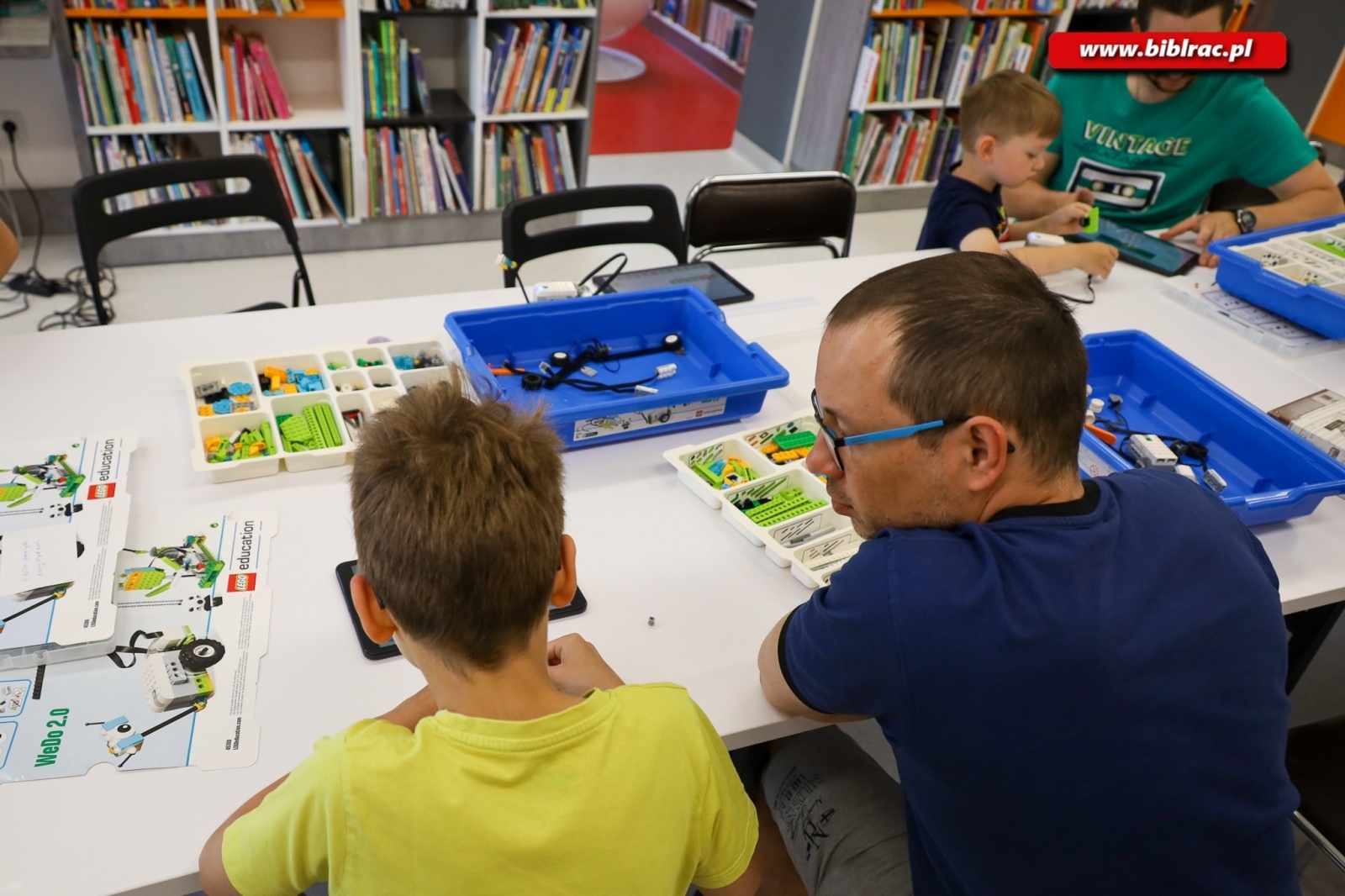 Zdjęcie w galerii na portalu naszraciborz.pl: W bibliotece ruszył Klub Ojca! wiadomości z regionu