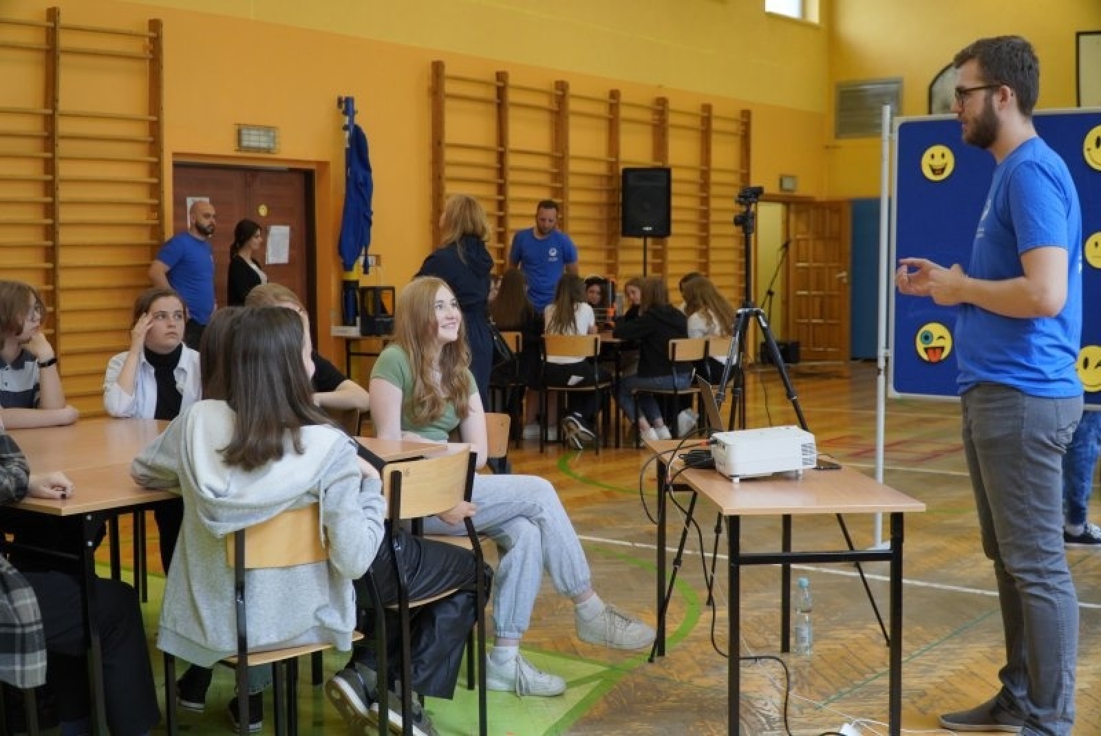 Zdjęcie w galerii na portalu naszraciborz.pl: Laboratoria przyszłości. Raciborskie szkoły przystąpiły do programu wiadomości z regionu