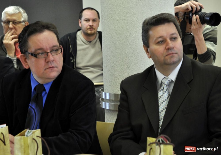 Zdjęcie w galerii na portalu naszraciborz.pl: Powiatowy rozdział stanowisk wiadomości z regionu