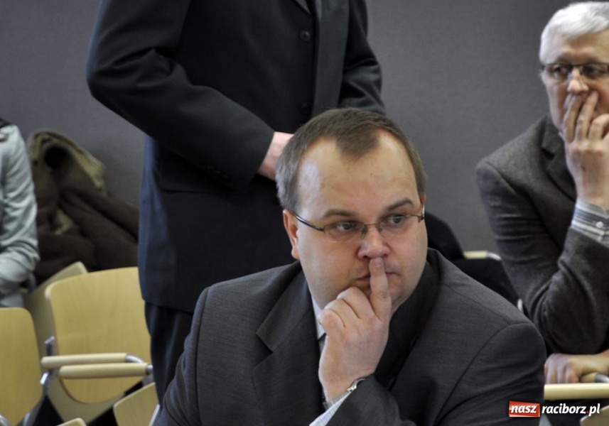 Zdjęcie w galerii na portalu naszraciborz.pl: Powiatowy rozdział stanowisk wiadomości z regionu