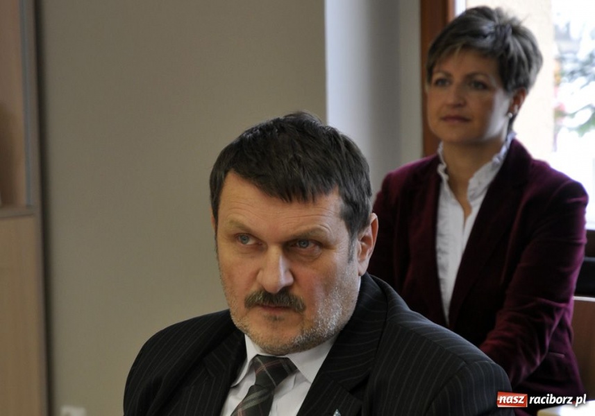 Zdjęcie w galerii na portalu naszraciborz.pl: Powiatowy rozdział stanowisk wiadomości z regionu