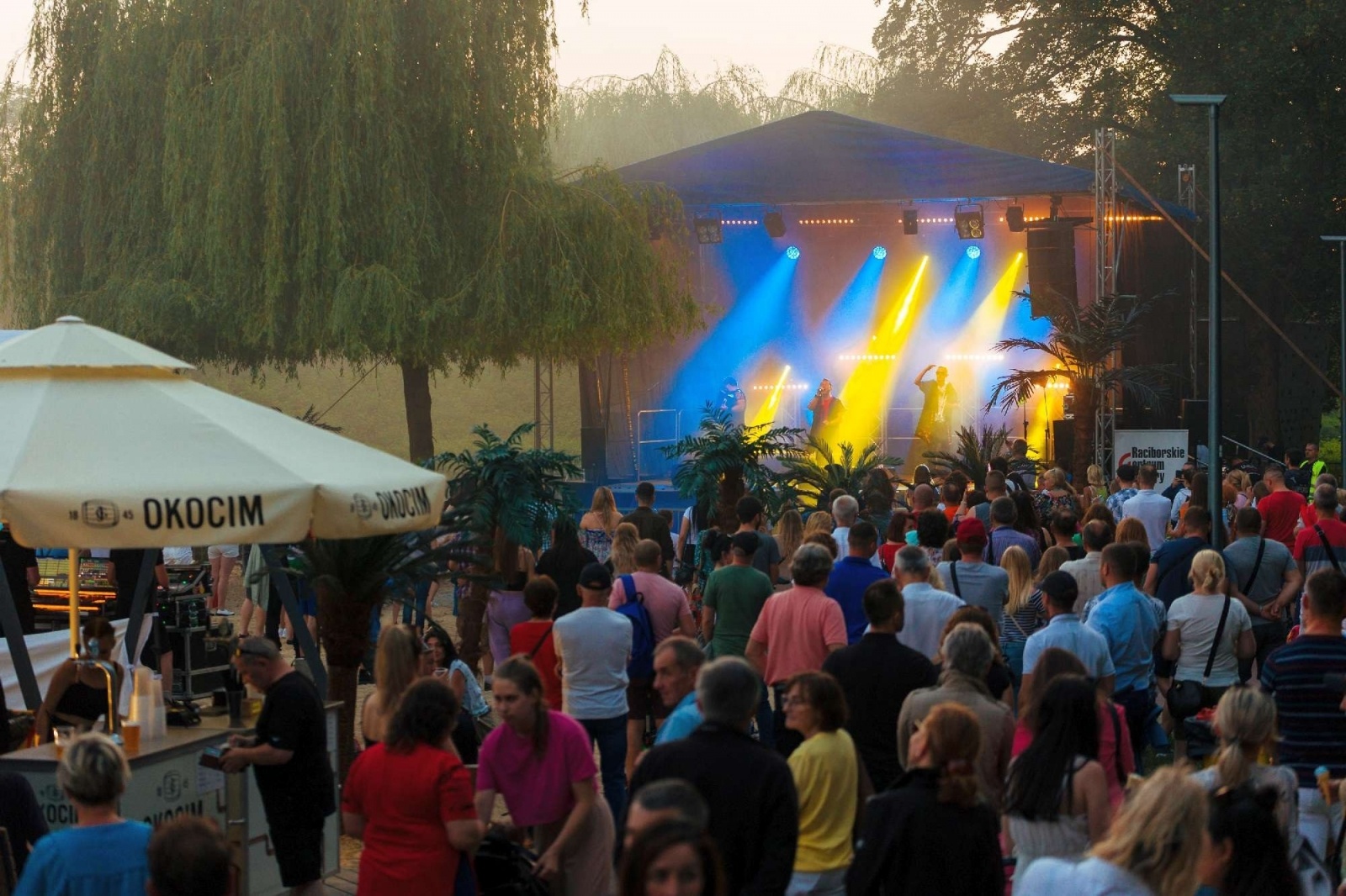 Zdjęcie w galerii na portalu naszraciborz.pl: Energetyczny finał Dni Raciborza: Zalia i Gucul-Huligan wiadomości z regionu