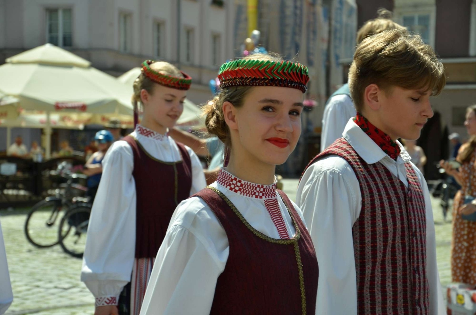 Zdjęcie w galerii na portalu naszraciborz.pl: Barwna parada przeszła przez centrum Raciborza [WIDEO] wiadomości z regionu