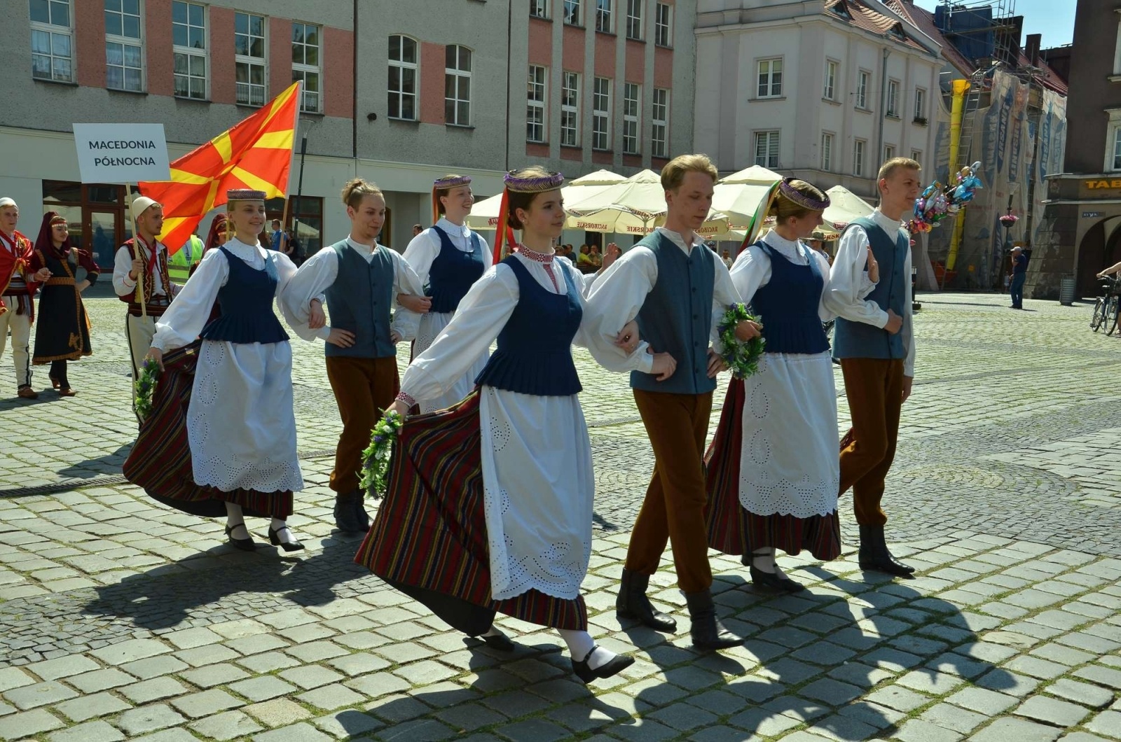 Zdjęcie w galerii na portalu naszraciborz.pl: Barwna parada przeszła przez centrum Raciborza [WIDEO] wiadomości z regionu