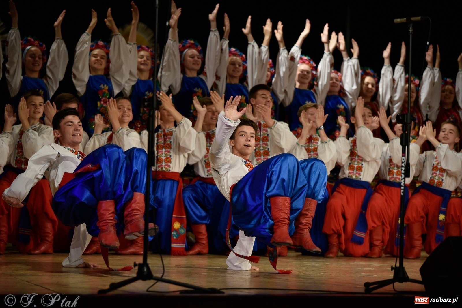 Zdjęcie w galerii na portalu naszraciborz.pl: Barwinok pożegnał gościnny Racibórz [FOTO i WIDEO] wiadomości z regionu