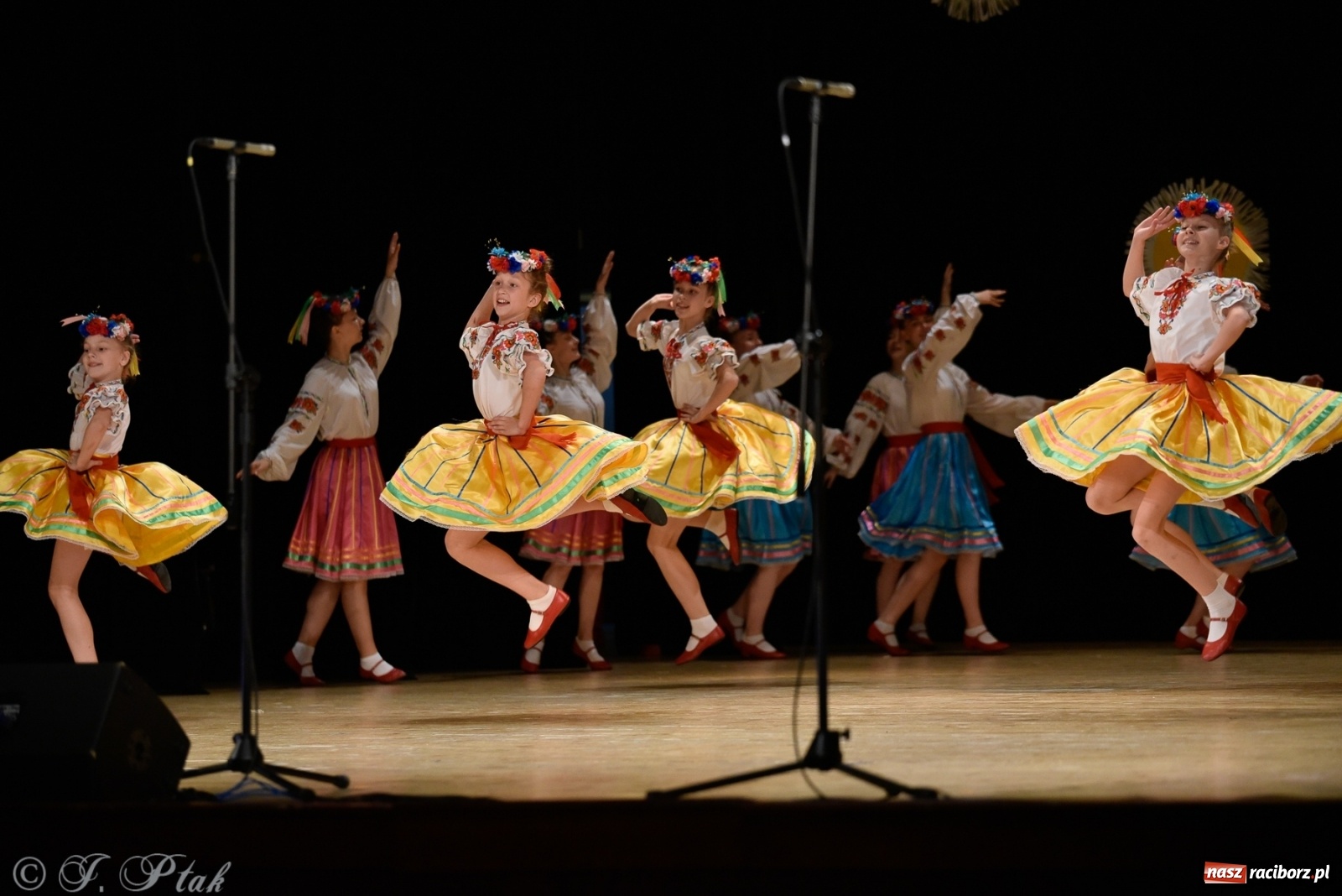Zdjęcie w galerii na portalu naszraciborz.pl: Barwinok pożegnał gościnny Racibórz [FOTO i WIDEO] wiadomości z regionu