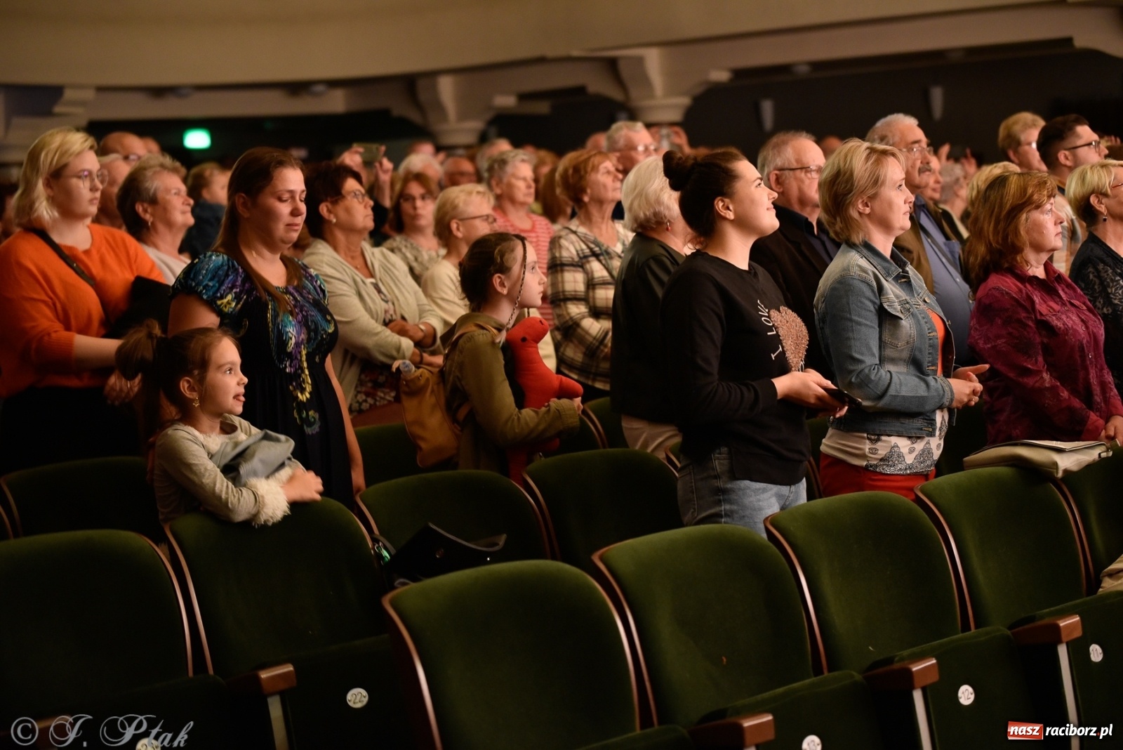 Zdjęcie w galerii na portalu naszraciborz.pl: Barwinok pożegnał gościnny Racibórz [FOTO i WIDEO] wiadomości z regionu