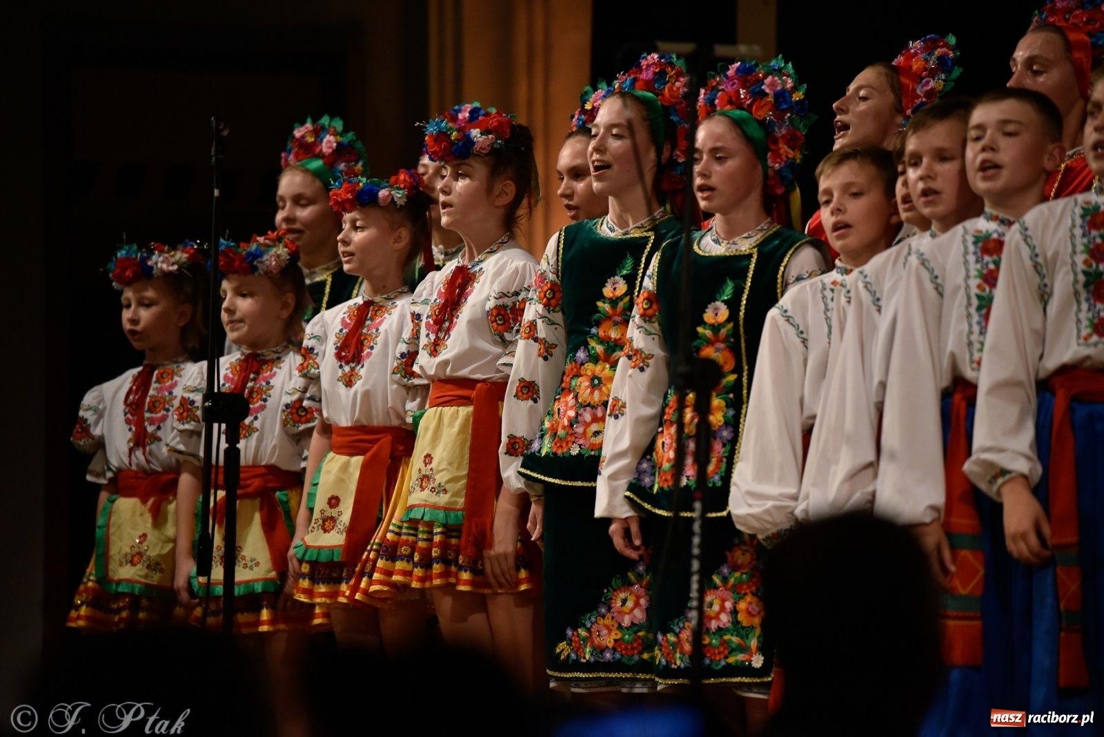 Zdjęcie w galerii na portalu naszraciborz.pl: Barwinok pożegnał gościnny Racibórz [FOTO i WIDEO] wiadomości z regionu