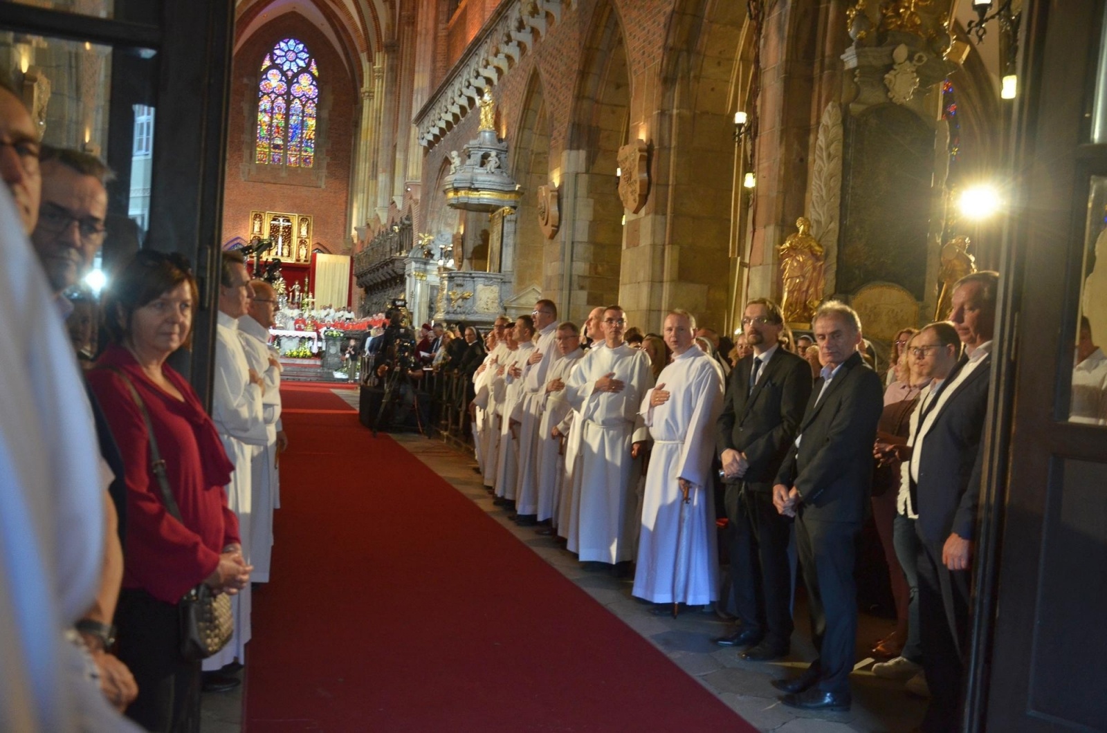 Zdjęcie w galerii na portalu naszraciborz.pl: Wrocław. Beatyfikacja siostry Marty Rybki z Pawłowa [FOTO] wiadomości z regionu