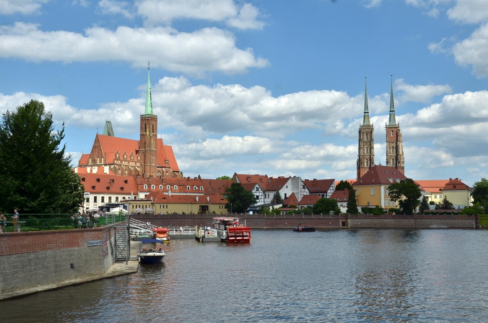 Zdjęcie w galerii na portalu naszraciborz.pl: Wrocław. Beatyfikacja siostry Marty Rybki z Pawłowa [FOTO] wiadomości z regionu