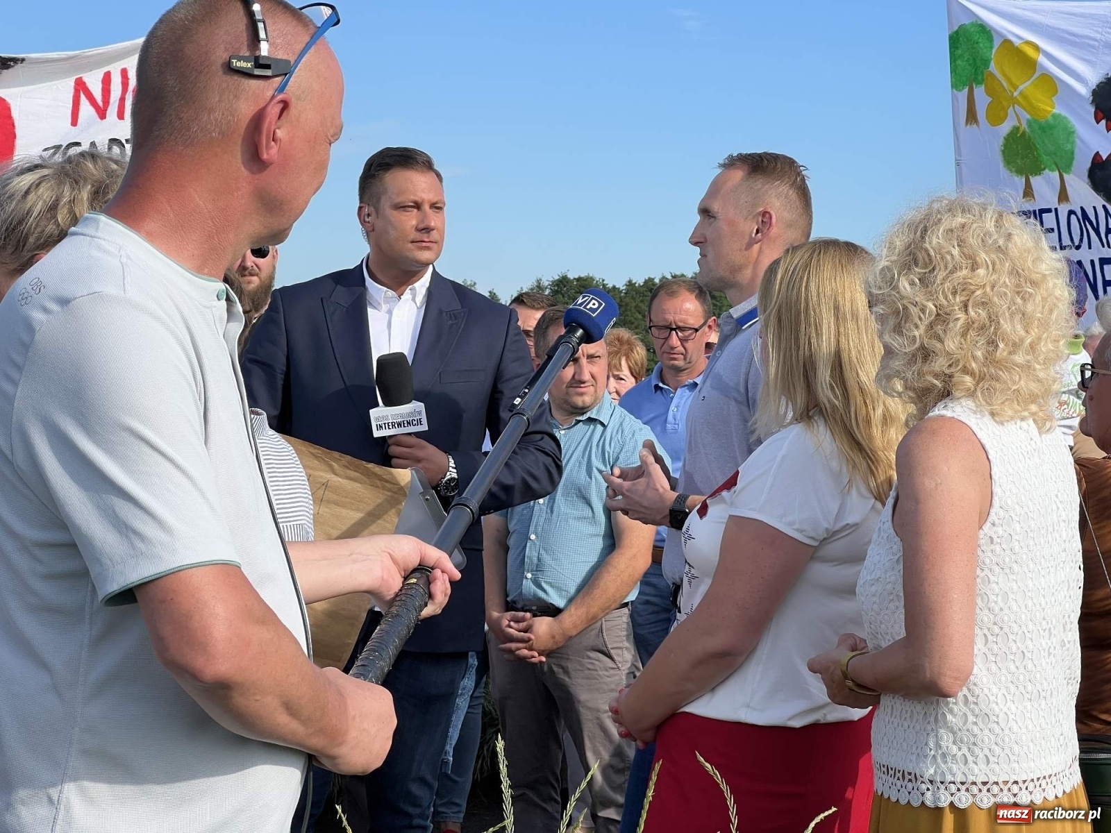 Zdjęcie w galerii na portalu naszraciborz.pl: Racibórz i Pietrowice Wielkie od dziś na wojennej ścieżce. TVP na żywo z Makowa wiadomości z regionu