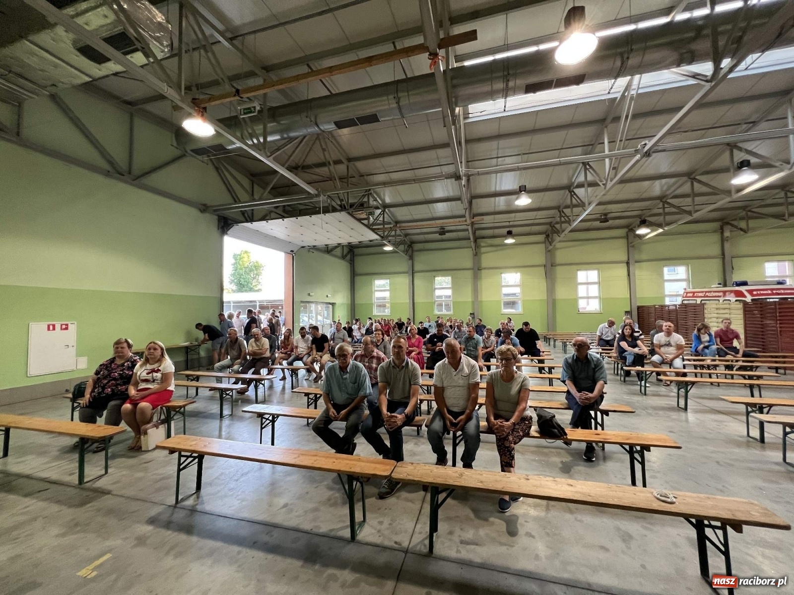 Zdjęcie w galerii na portalu naszraciborz.pl: Racibórz i Pietrowice Wielkie od dziś na wojennej ścieżce. TVP na żywo z Makowa wiadomości z regionu