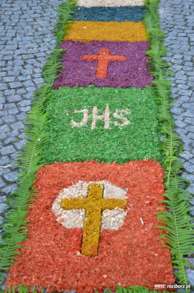 Zdjęcie w galerii na portalu naszraciborz.pl: Parafie NSPJ i Matki Bożej gotowe na Boże Ciało wiadomości z regionu