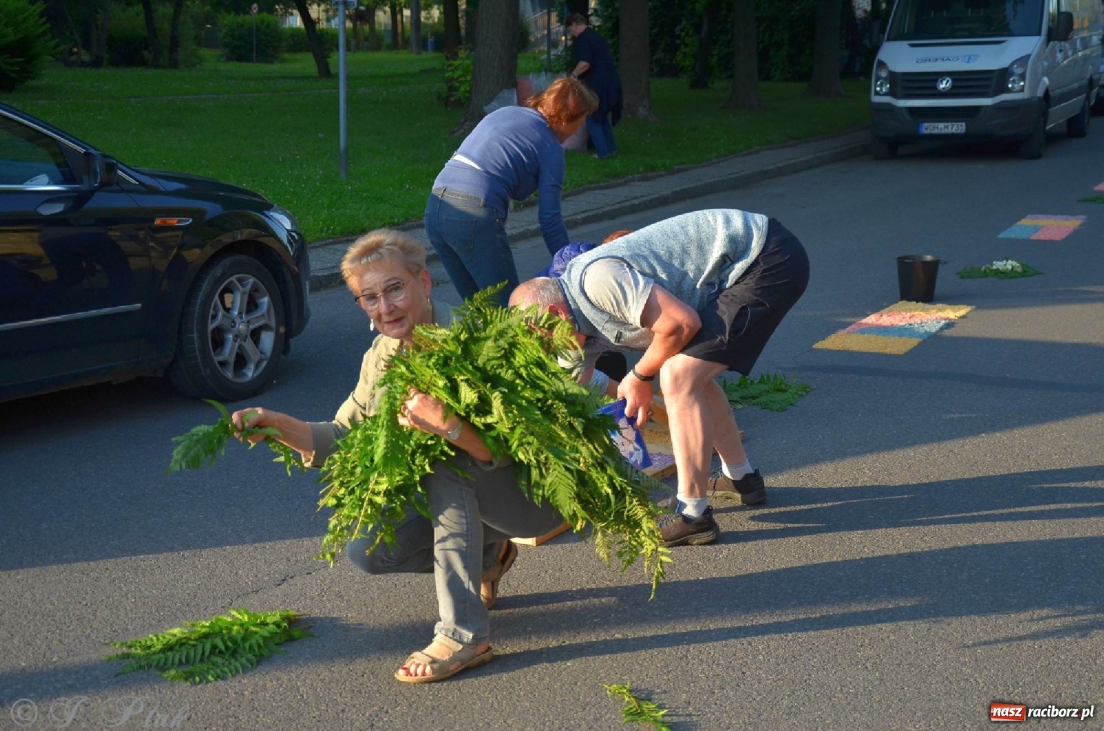 Zdjęcie w galerii na portalu naszraciborz.pl: Parafie NSPJ i Matki Bożej gotowe na Boże Ciało wiadomości z regionu