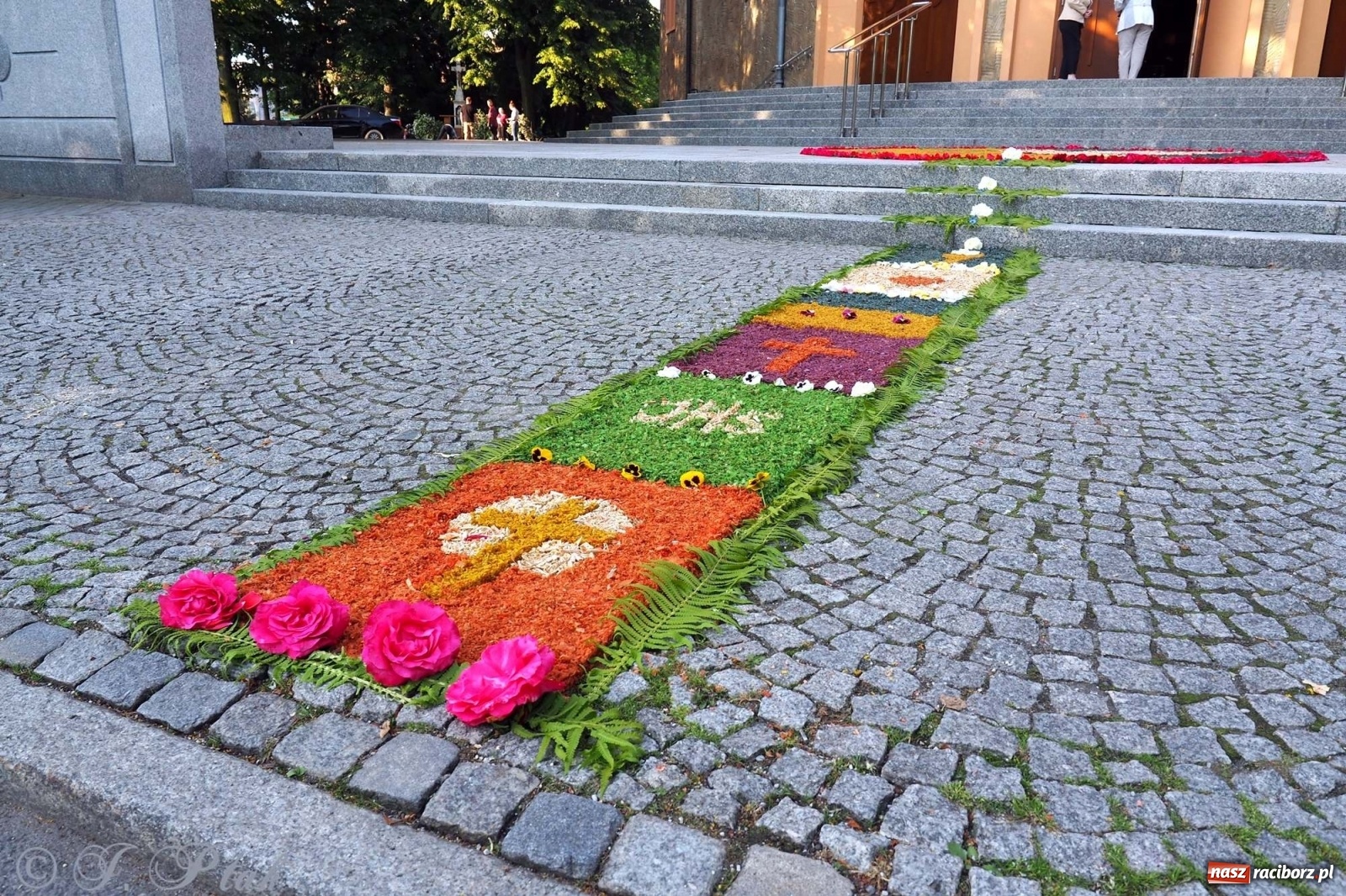 Zdjęcie w galerii na portalu naszraciborz.pl: Parafie NSPJ i Matki Bożej gotowe na Boże Ciało wiadomości z regionu
