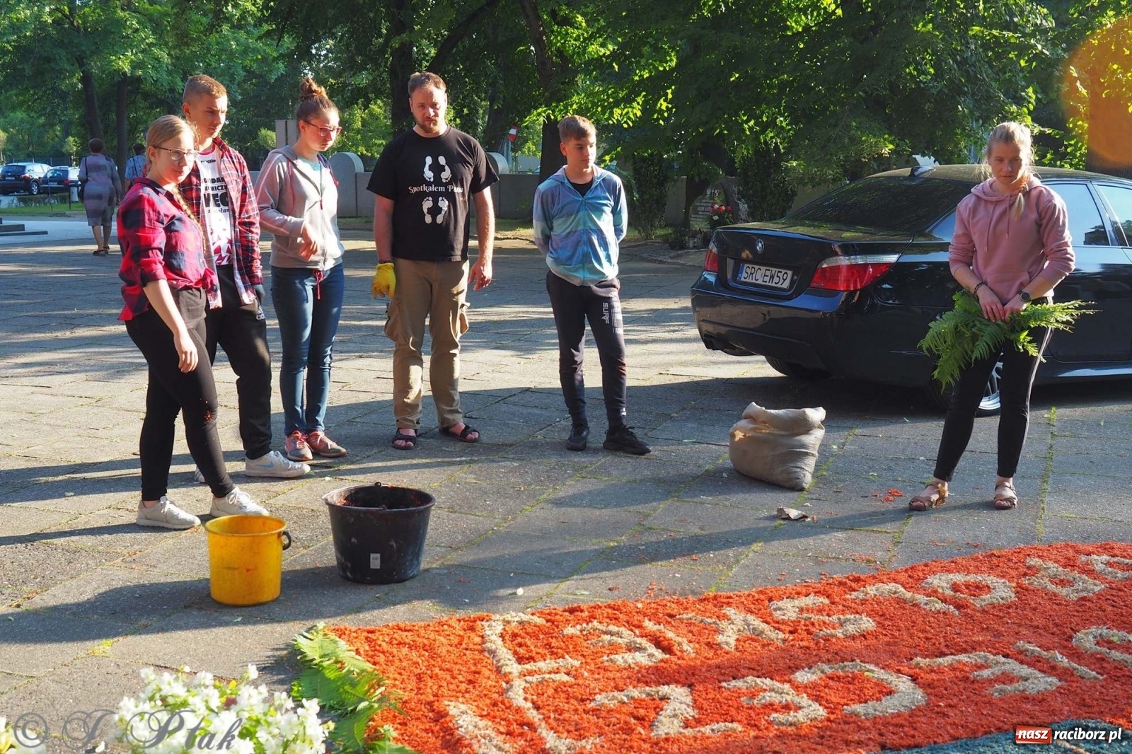Zdjęcie w galerii na portalu naszraciborz.pl: Parafie NSPJ i Matki Bożej gotowe na Boże Ciało wiadomości z regionu