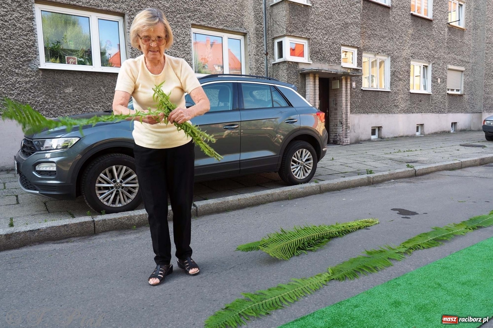 Zdjęcie w galerii na portalu naszraciborz.pl: Parafie NSPJ i Matki Bożej gotowe na Boże Ciało wiadomości z regionu