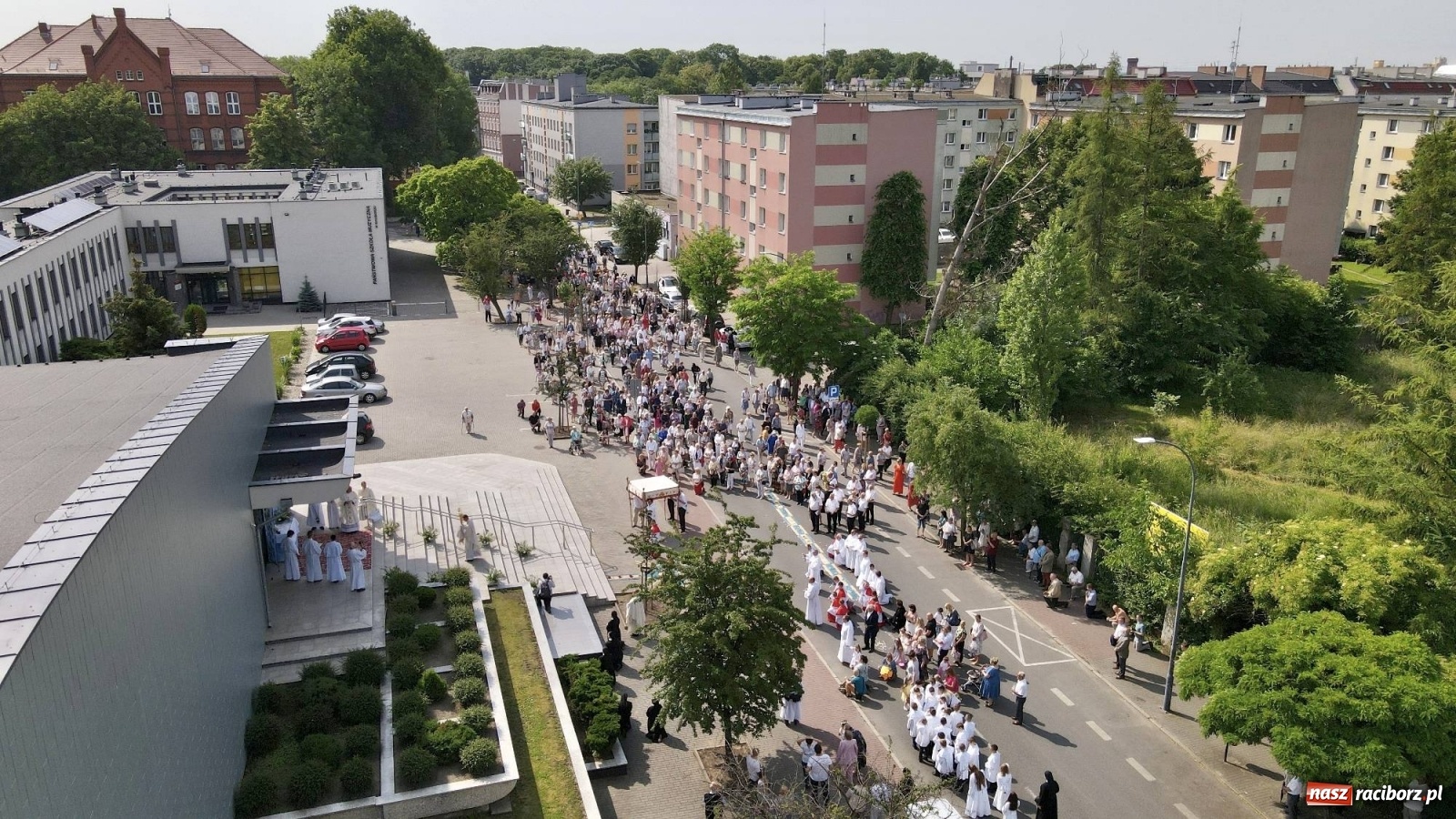 Zdjęcie w galerii na portalu naszraciborz.pl: Boże Ciało na starym mieście w Raciborzu [FOTO i WIDEO] wiadomości z regionu