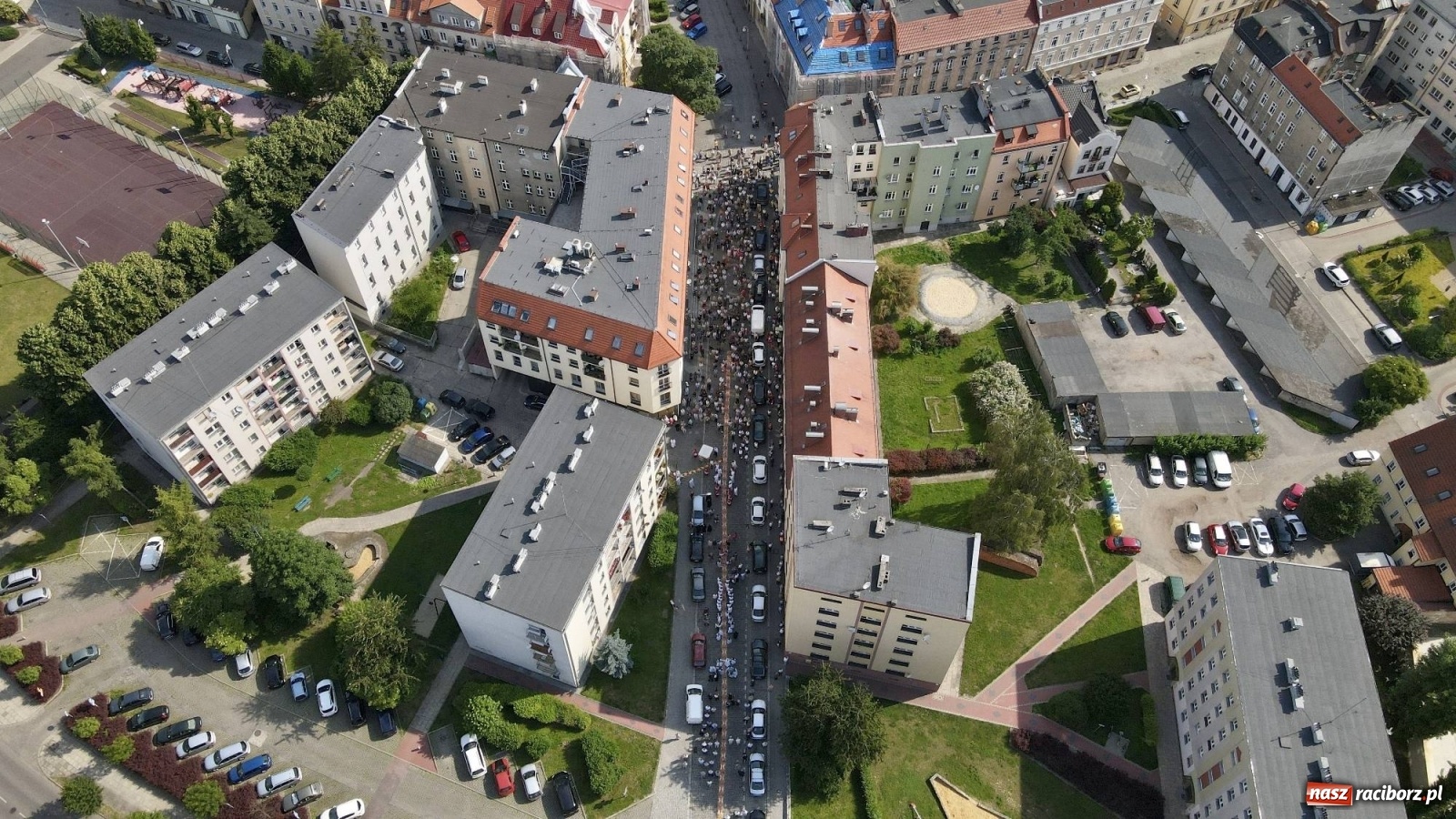 Zdjęcie w galerii na portalu naszraciborz.pl: Boże Ciało na starym mieście w Raciborzu [FOTO i WIDEO] wiadomości z regionu