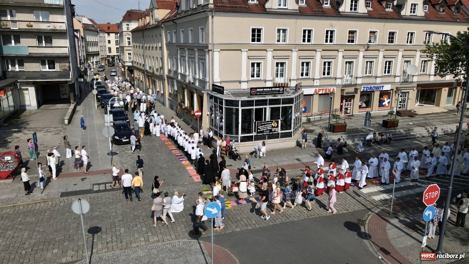 Zdjęcie w galerii na portalu naszraciborz.pl: Boże Ciało na starym mieście w Raciborzu [FOTO i WIDEO] wiadomości z regionu