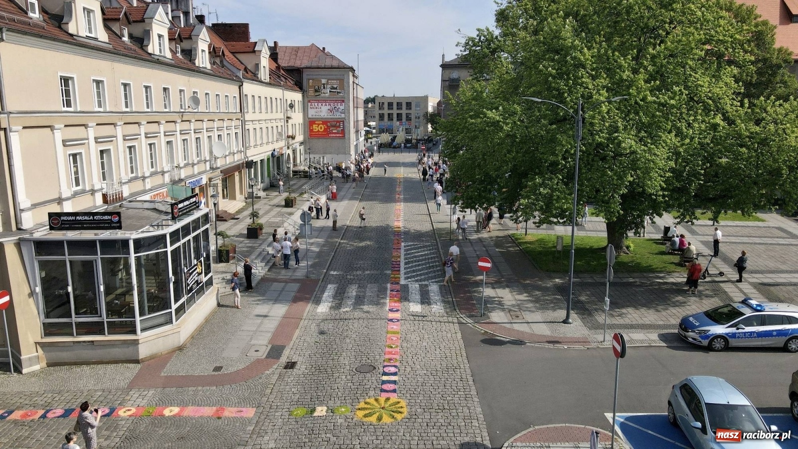 Zdjęcie w galerii na portalu naszraciborz.pl: Boże Ciało na starym mieście w Raciborzu [FOTO i WIDEO] wiadomości z regionu