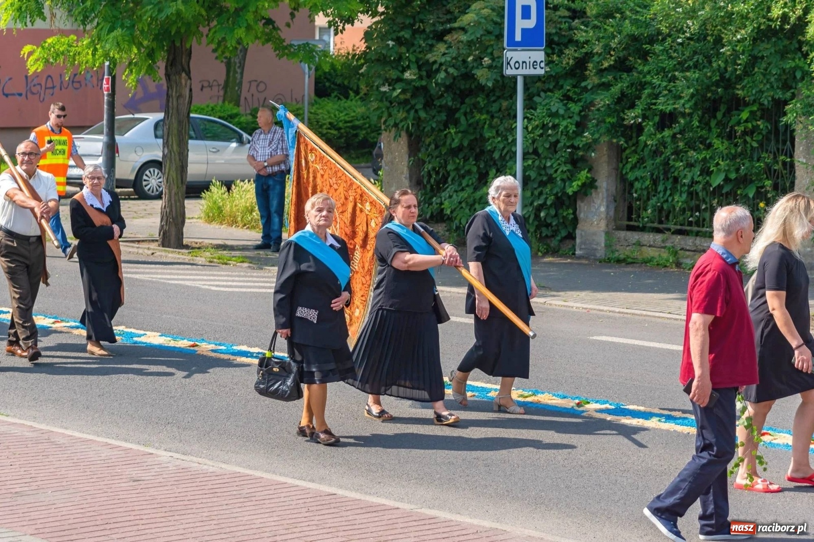 Zdjęcie w galerii na portalu naszraciborz.pl: Boże Ciało na starym mieście w Raciborzu [FOTO i WIDEO] wiadomości z regionu