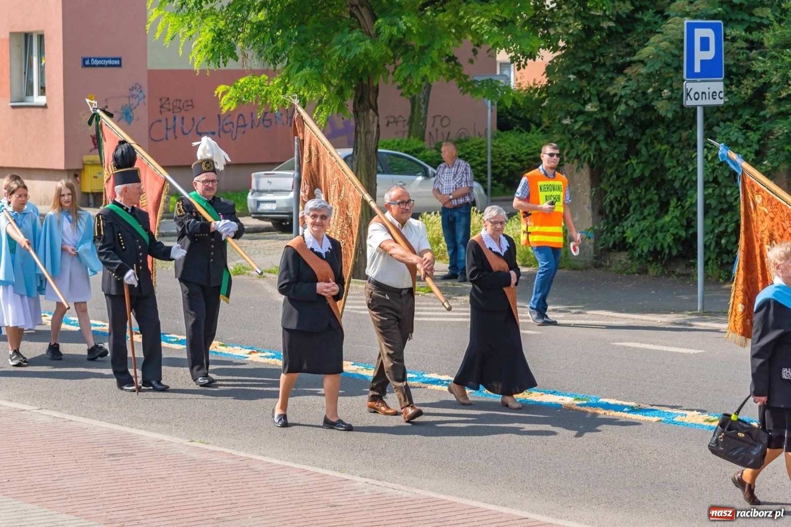 Zdjęcie w galerii na portalu naszraciborz.pl: Boże Ciało na starym mieście w Raciborzu [FOTO i WIDEO] wiadomości z regionu