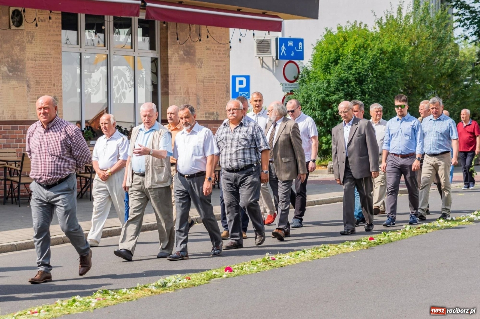 Zdjęcie w galerii na portalu naszraciborz.pl: Boże Ciało na starym mieście w Raciborzu [FOTO i WIDEO] wiadomości z regionu