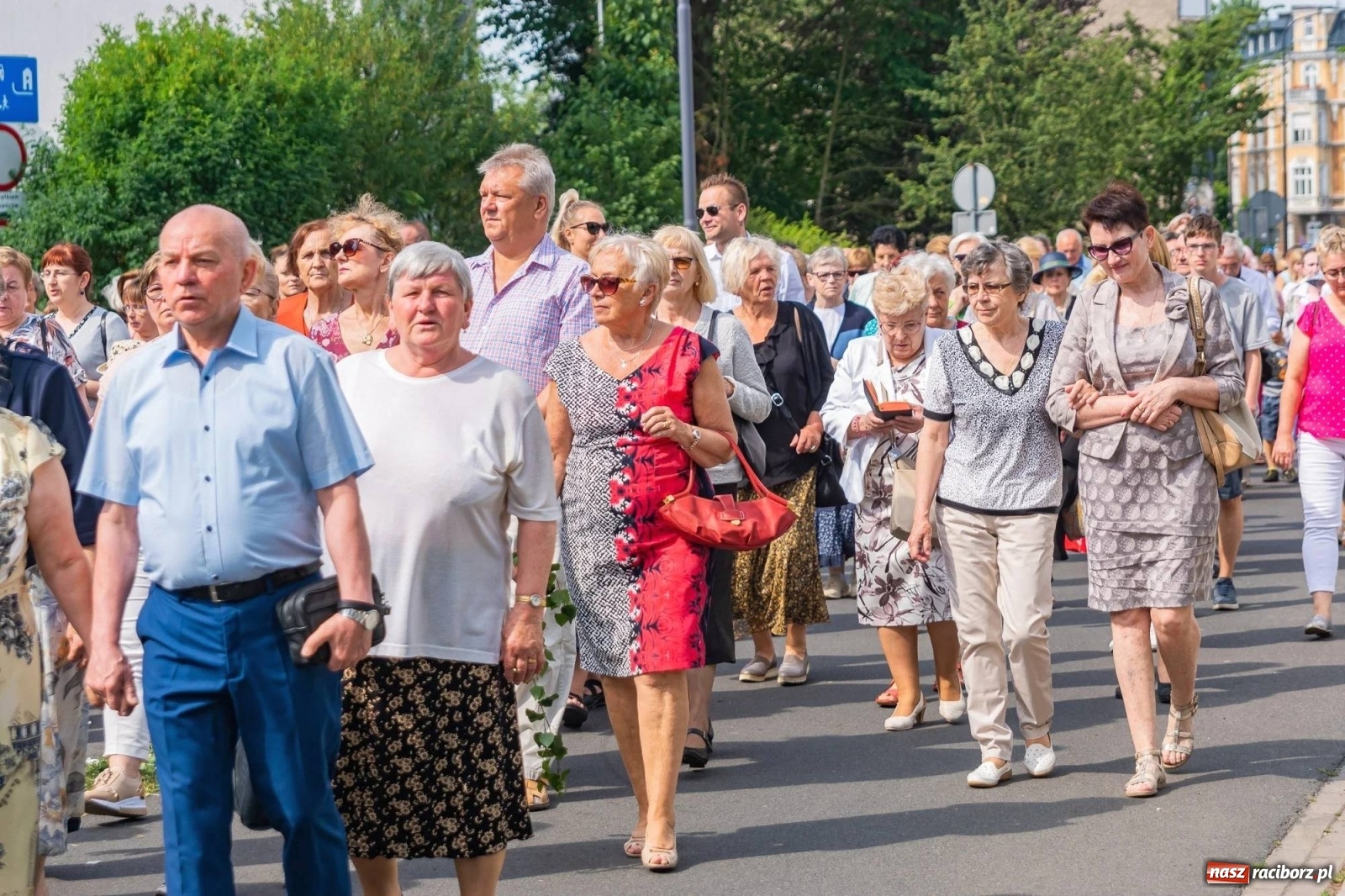 Zdjęcie w galerii na portalu naszraciborz.pl: Boże Ciało na starym mieście w Raciborzu [FOTO i WIDEO] wiadomości z regionu