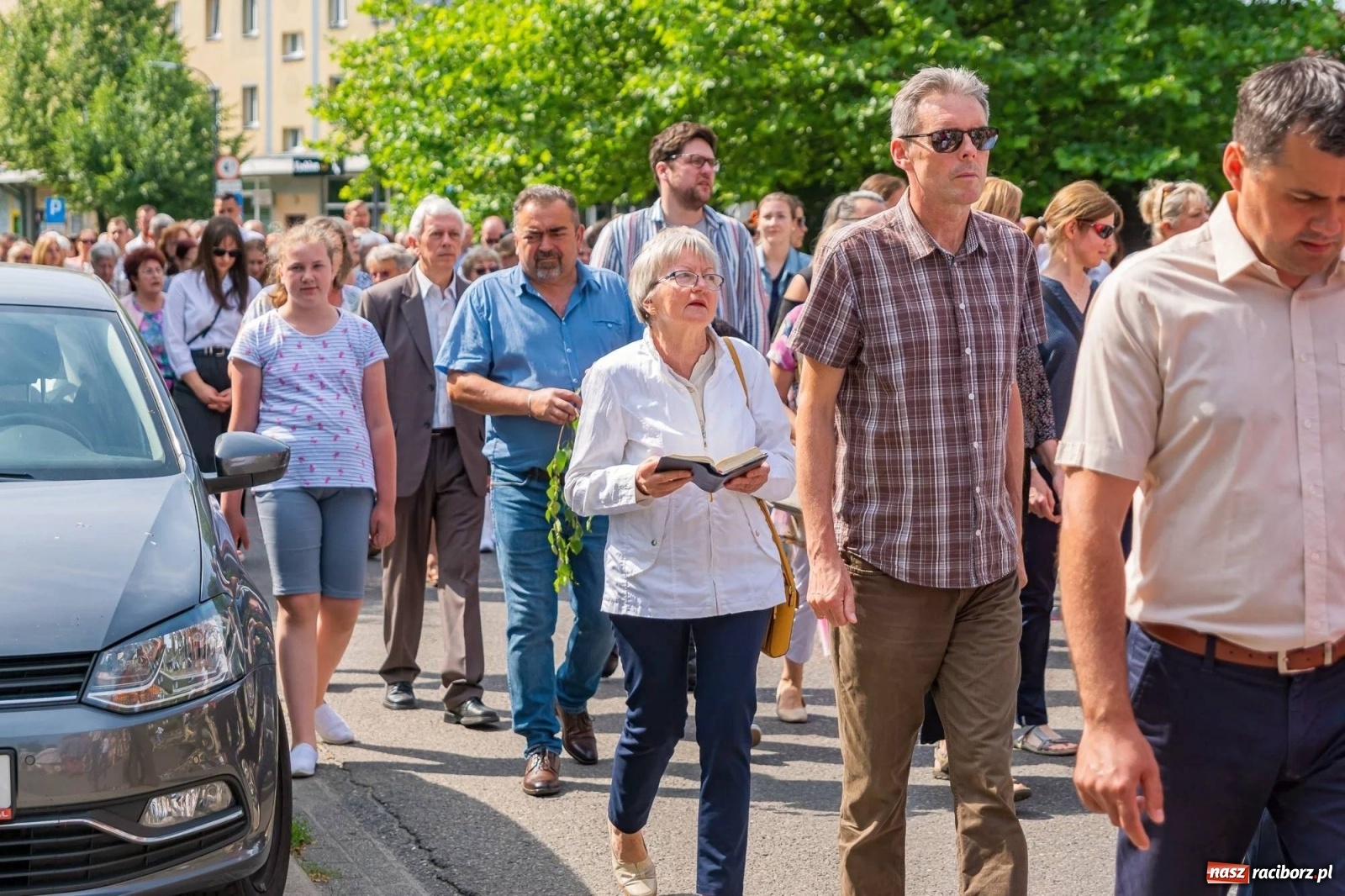 Zdjęcie w galerii na portalu naszraciborz.pl: Boże Ciało na starym mieście w Raciborzu [FOTO i WIDEO] wiadomości z regionu