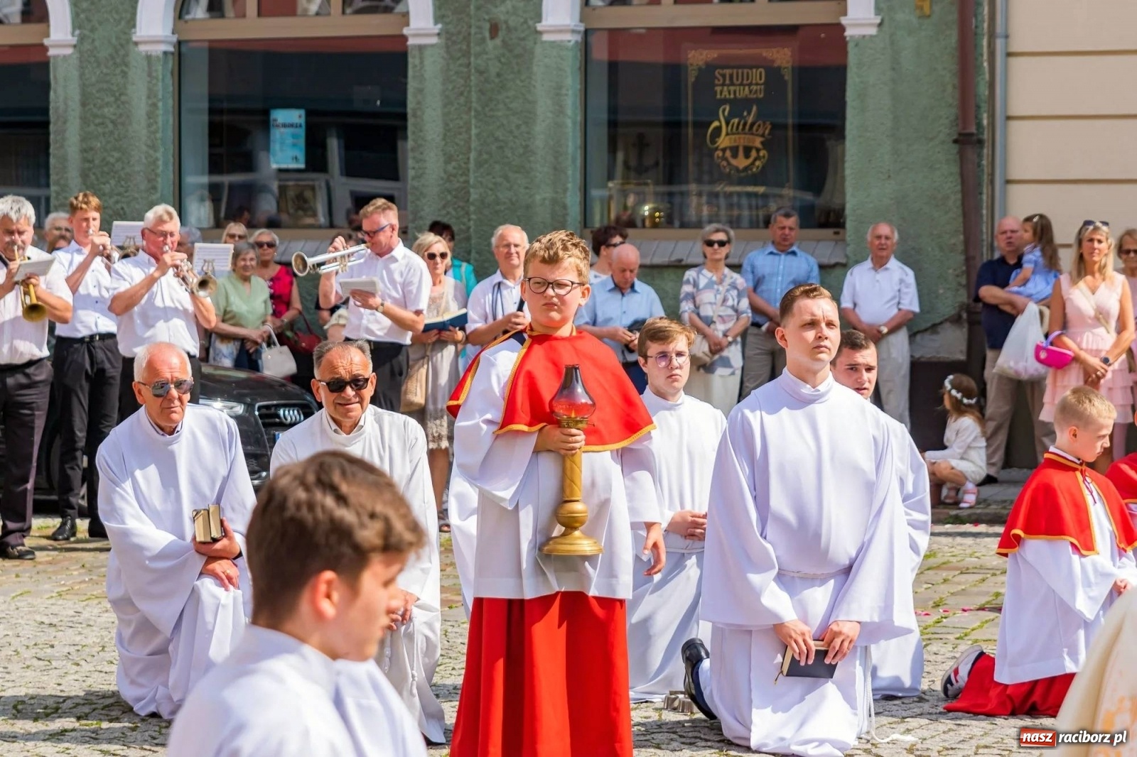 Zdjęcie w galerii na portalu naszraciborz.pl: Boże Ciało na starym mieście w Raciborzu [FOTO i WIDEO] wiadomości z regionu