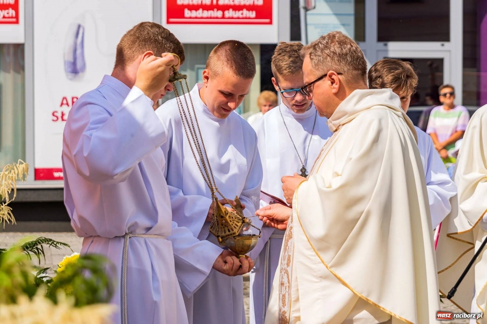 Zdjęcie w galerii na portalu naszraciborz.pl: Boże Ciało na starym mieście w Raciborzu [FOTO i WIDEO] wiadomości z regionu