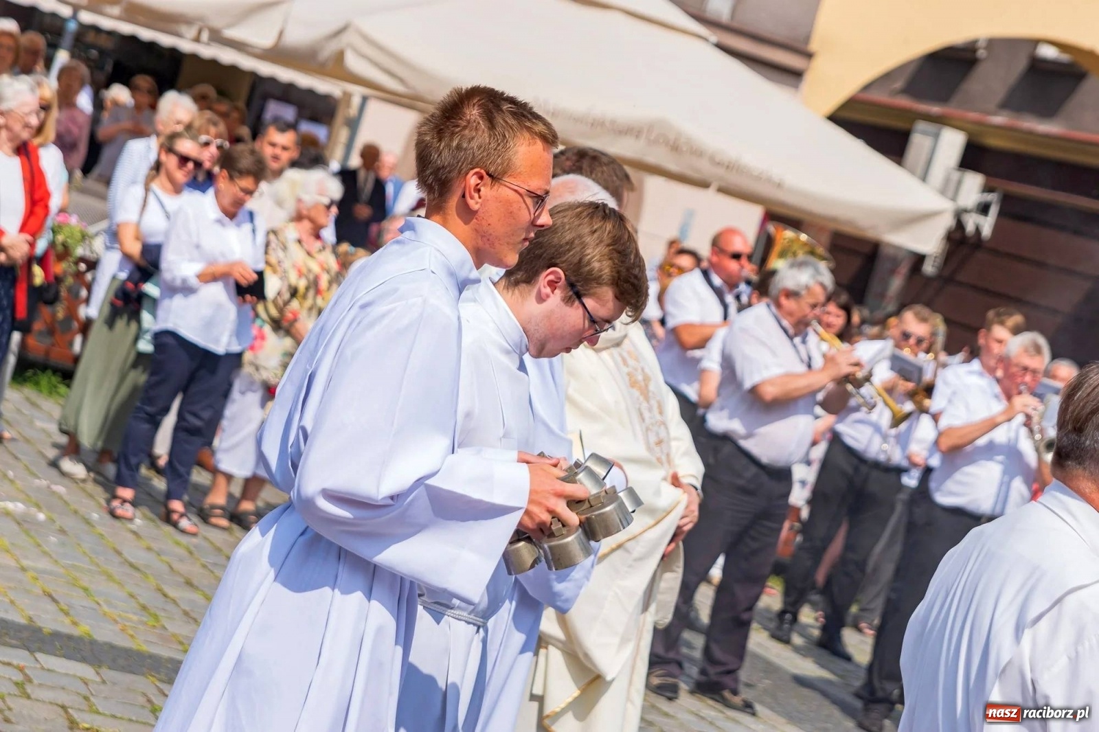 Zdjęcie w galerii na portalu naszraciborz.pl: Boże Ciało na starym mieście w Raciborzu [FOTO i WIDEO] wiadomości z regionu