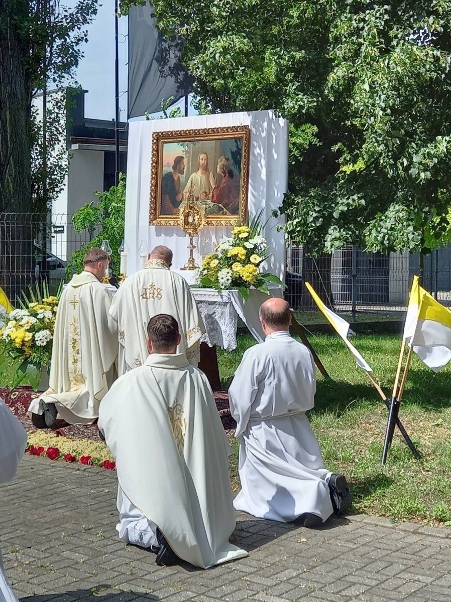 Zdjęcie w galerii na portalu naszraciborz.pl: Boże Ciało na Starej Wsi w Raciborzu wiadomości z regionu