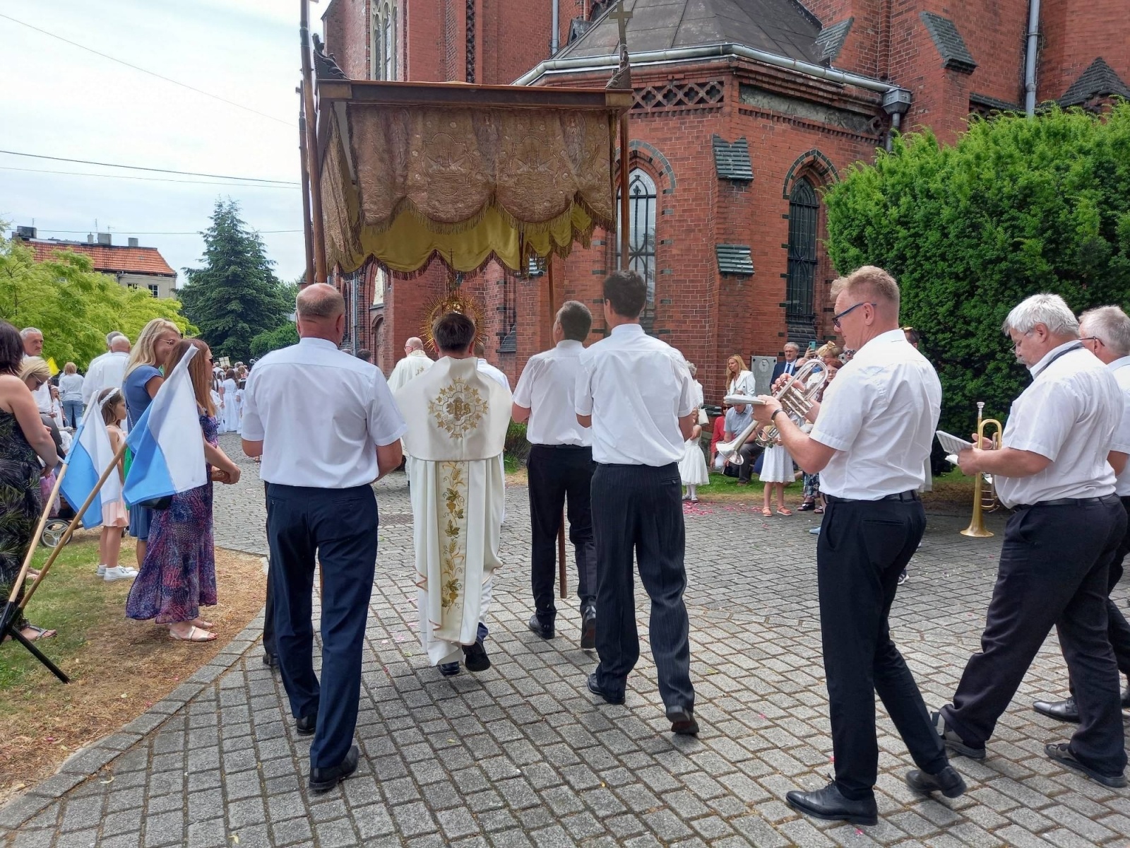 Zdjęcie w galerii na portalu naszraciborz.pl: Boże Ciało na Starej Wsi w Raciborzu wiadomości z regionu
