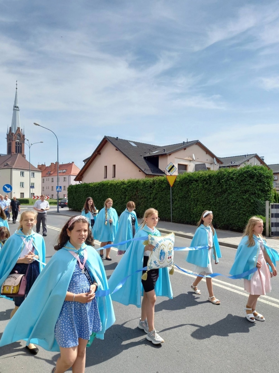 Zdjęcie w galerii na portalu naszraciborz.pl: Boże Ciało na Starej Wsi w Raciborzu wiadomości z regionu