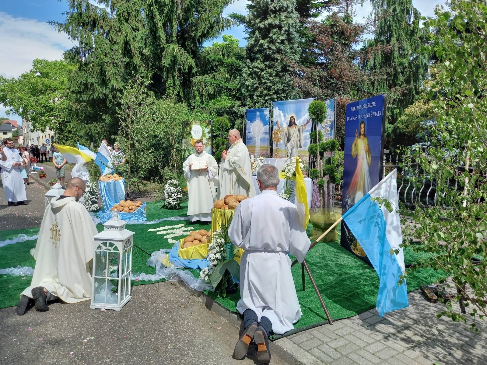 Zdjęcie w galerii na portalu naszraciborz.pl: Boże Ciało na Starej Wsi w Raciborzu wiadomości z regionu