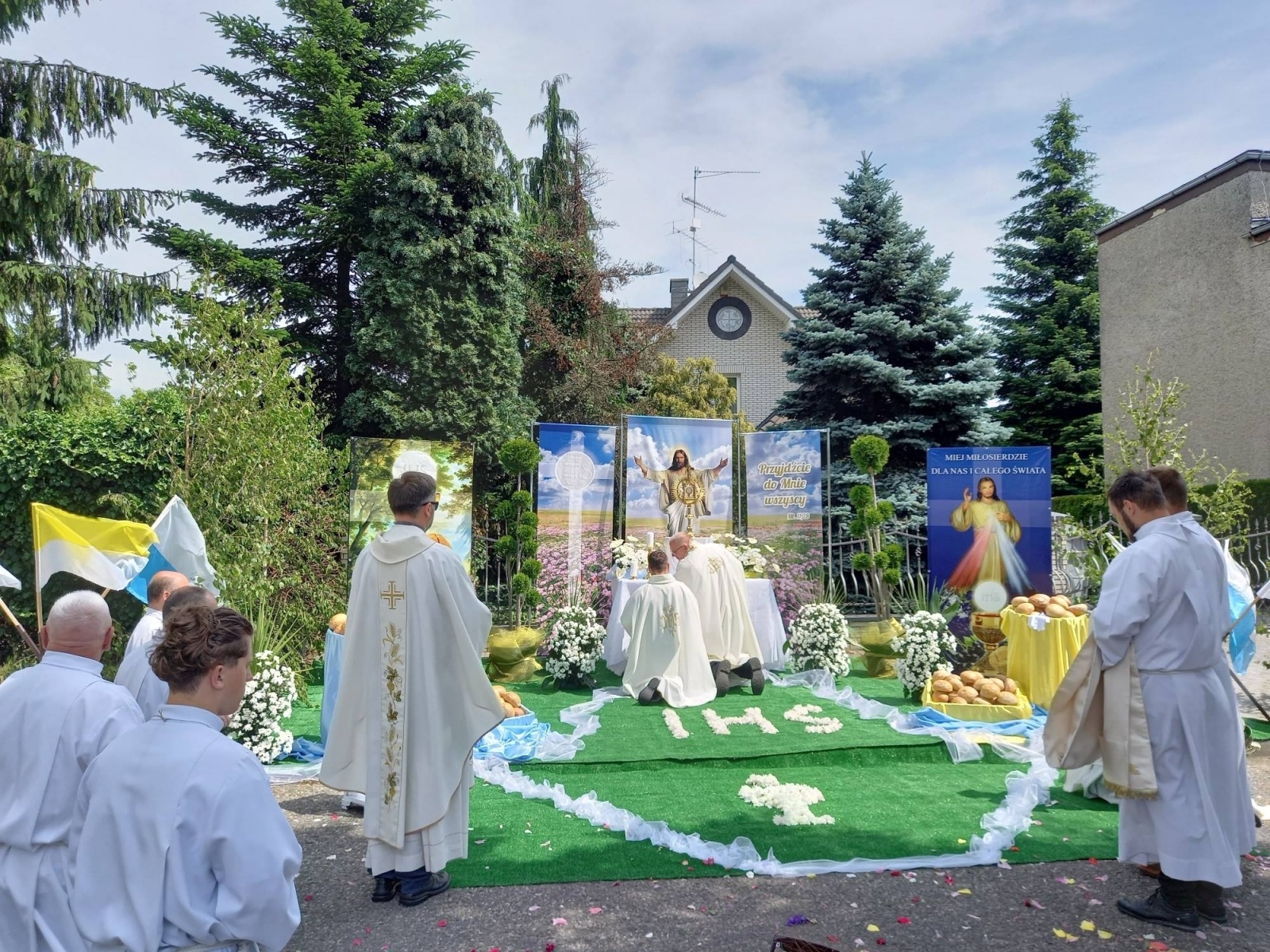 Zdjęcie w galerii na portalu naszraciborz.pl: Boże Ciało na Starej Wsi w Raciborzu wiadomości z regionu