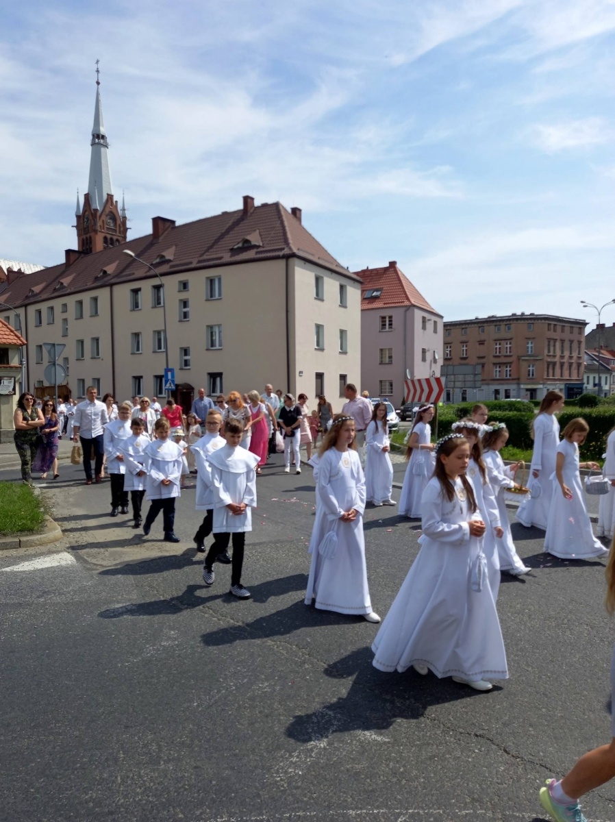 Zdjęcie w galerii na portalu naszraciborz.pl: Boże Ciało na Starej Wsi w Raciborzu wiadomości z regionu