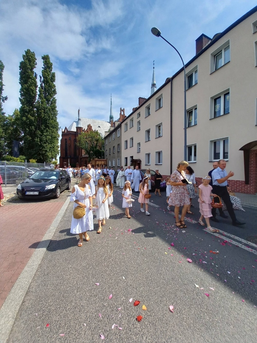 Zdjęcie w galerii na portalu naszraciborz.pl: Boże Ciało na Starej Wsi w Raciborzu wiadomości z regionu