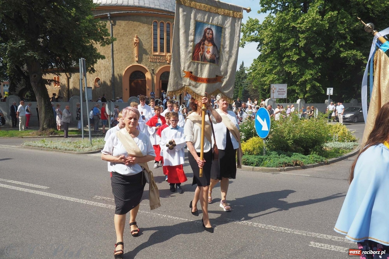 Zdjęcie w galerii na portalu naszraciborz.pl: Boże Ciało w największej raciborskiej parafii [FOTO i WIDEO] wiadomości z regionu