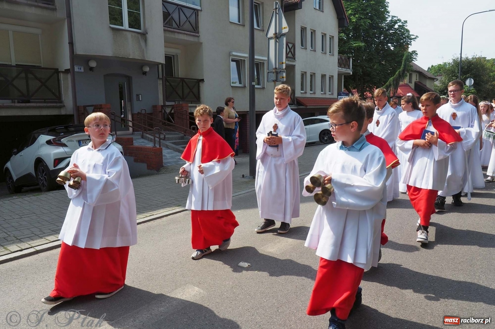 Zdjęcie w galerii na portalu naszraciborz.pl: Boże Ciało w największej raciborskiej parafii [FOTO i WIDEO] wiadomości z regionu