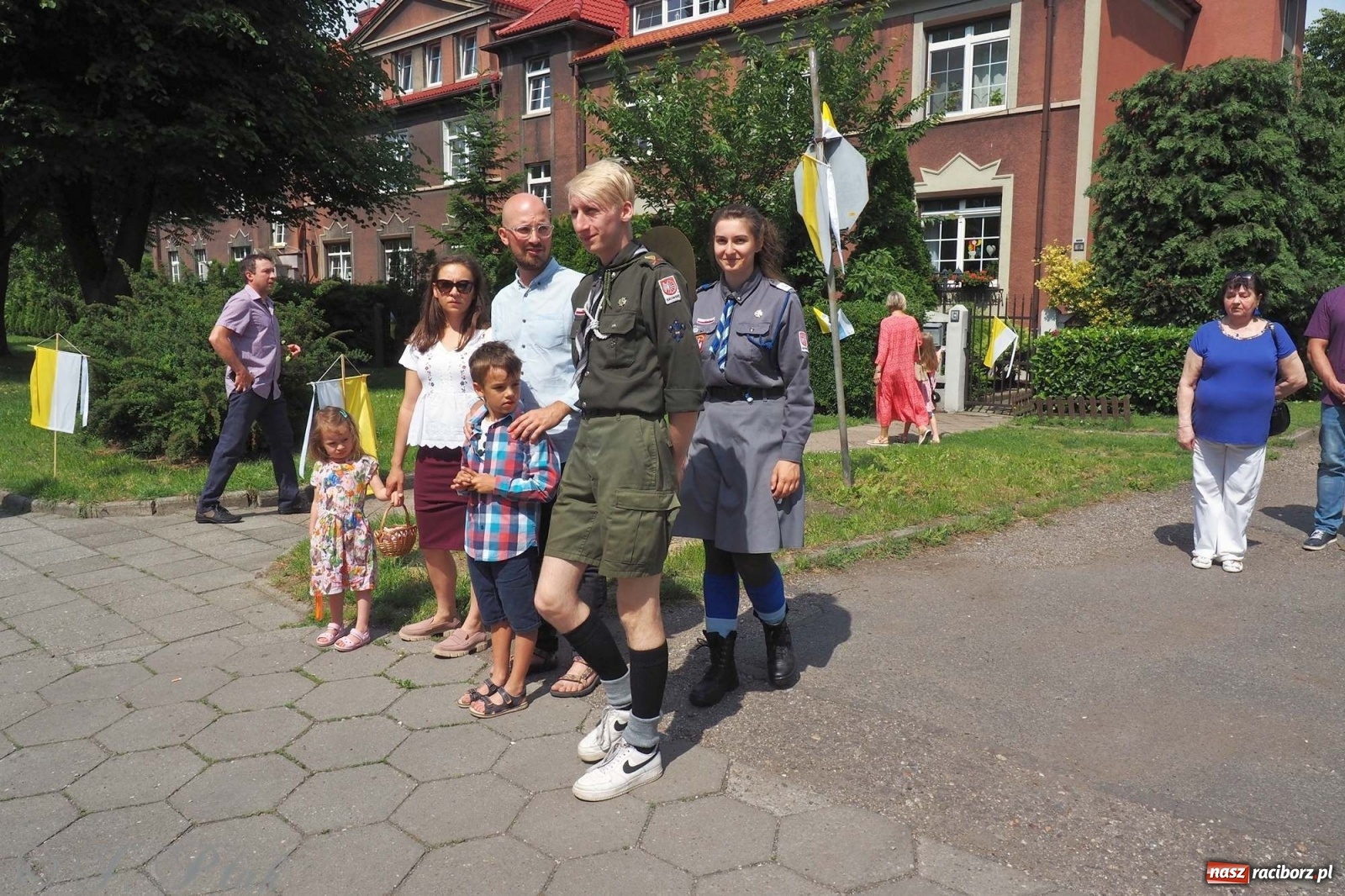 Zdjęcie w galerii na portalu naszraciborz.pl: Boże Ciało w największej raciborskiej parafii [FOTO i WIDEO] wiadomości z regionu