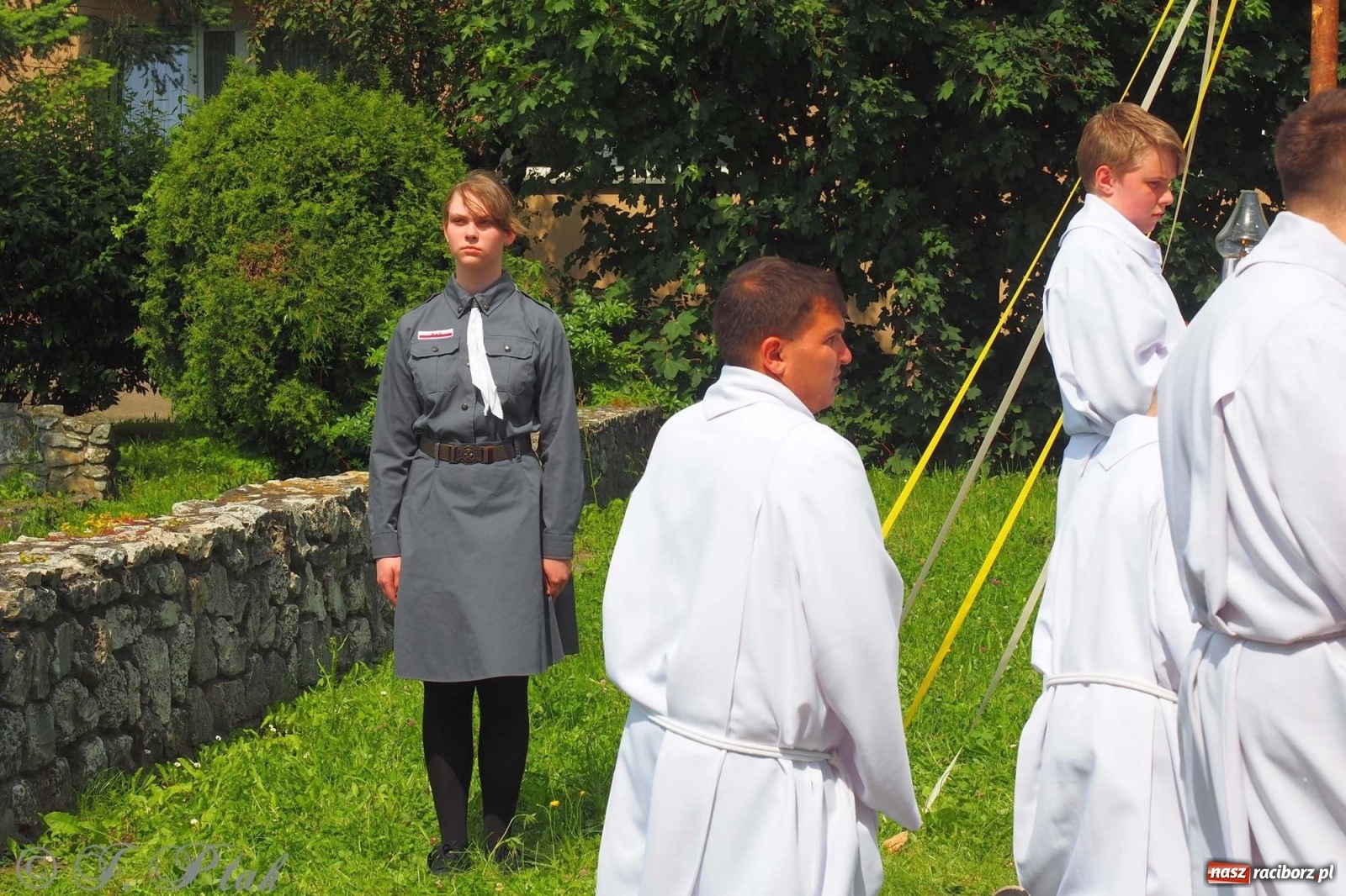 Zdjęcie w galerii na portalu naszraciborz.pl: Boże Ciało w największej raciborskiej parafii [FOTO i WIDEO] wiadomości z regionu