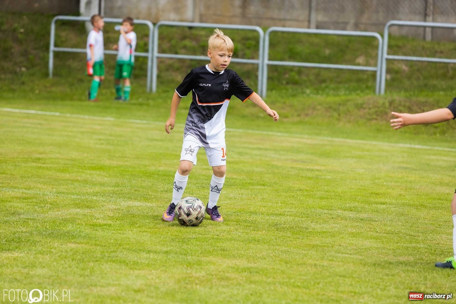 Zdjęcie w galerii na portalu naszraciborz.pl: Orlik Cup Nędza 2022. Zacięta rywalizacja rocznika 2013 i 2014 [FOTO] wiadomości z regionu