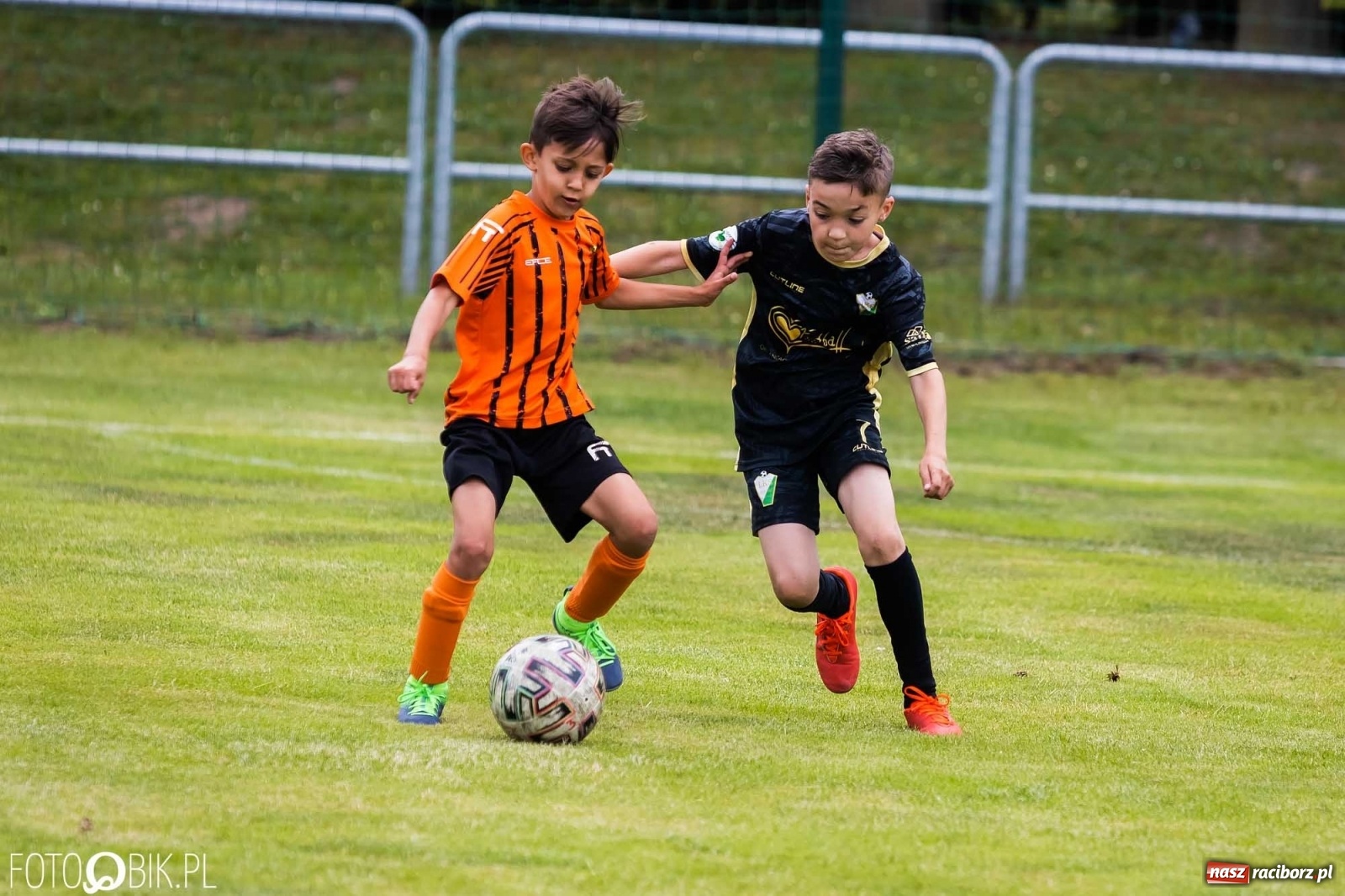 Zdjęcie w galerii na portalu naszraciborz.pl: Orlik Cup Nędza 2022. Zacięta rywalizacja rocznika 2013 i 2014 [FOTO] wiadomości z regionu